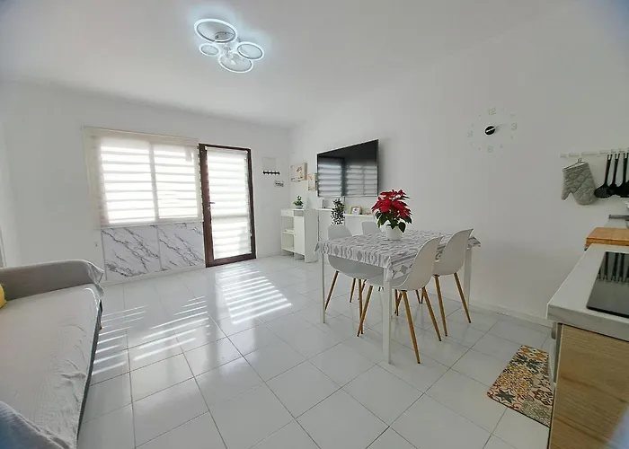 Casa Samba, 2 Bedrooms And Pool Appartamento *